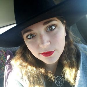 Meet your Posher, Lexy